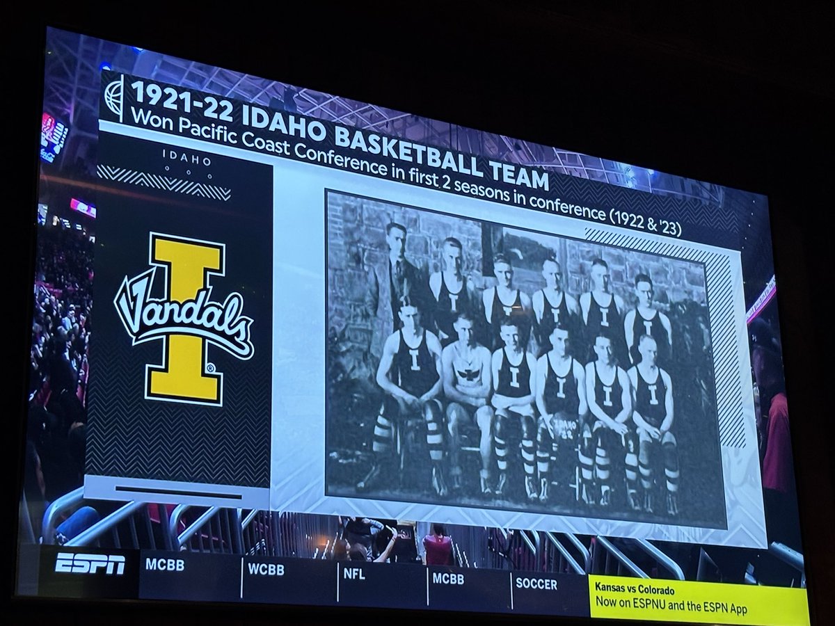 #Houston, the first team to join an existing major conference and win reg. season basketball titles in its first two seasons since…

The 1921-22 Idaho Vandals.