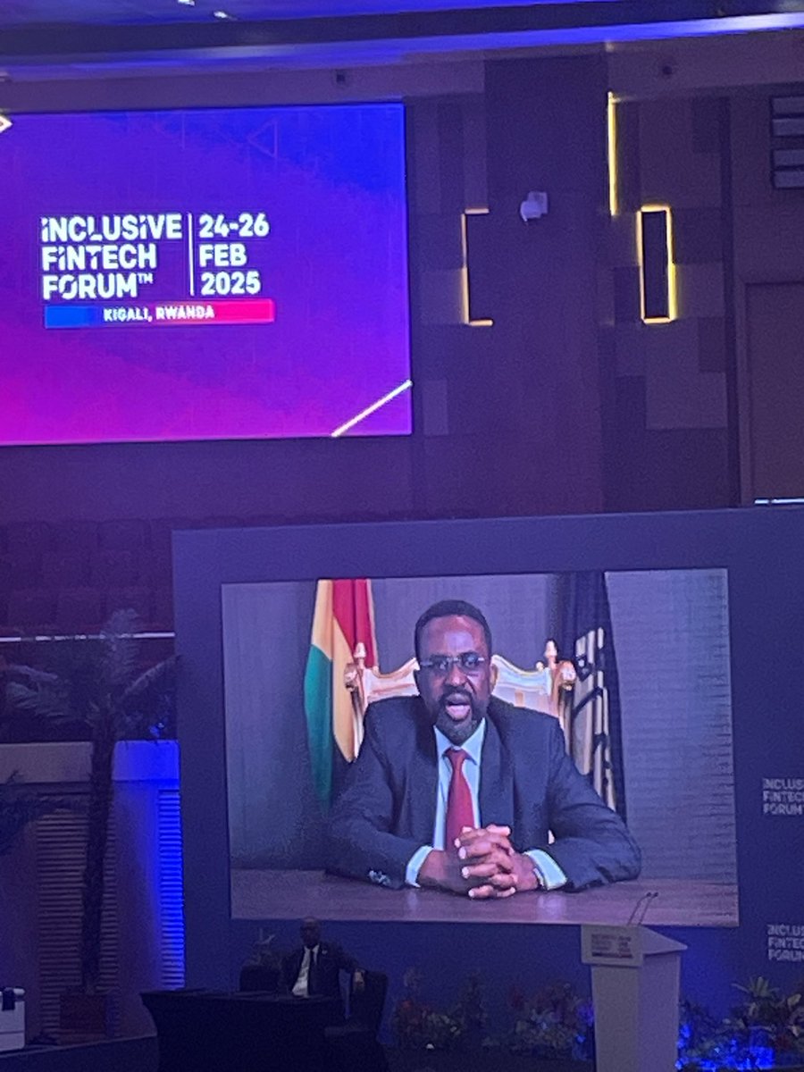 thechriskoka's tweet image. Super excited about the fintech passporting license initiative between @CentralBankRw and @thebankofghana. 

#Project54 @inclusIFF 

A step towards economic integration and inclusion! 

🇬🇭 🇷🇼