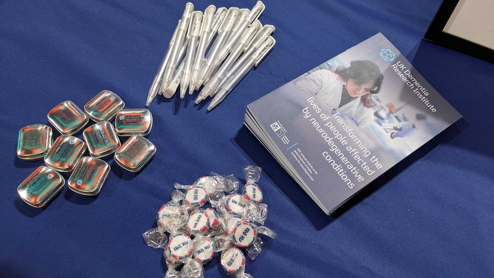 UKDRI's tweet image. Excited to be @ARUKscientist research conference in Birmingham for next couple of days. Another brilliant programme to look forward to this year!

Come find out more about the UK DRI and pick up some goodies at our stand during the breaks.

#DiscoverDevelopDeliver