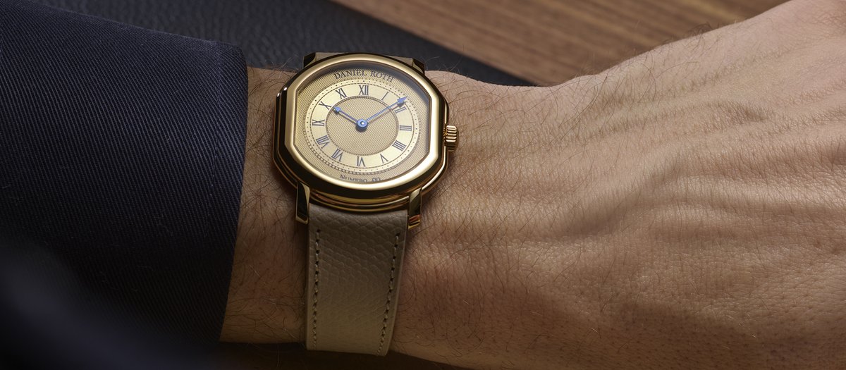 The Daniel Roth Extra Plat Souscription is housed in Roth’s famous double-ellipse case. Endowed with a hand-guilloché dial and equipped with an extraordinary hand-wound movement, this watch exudes refinement from every angle.

escapementmagazine.com/articles/danie…