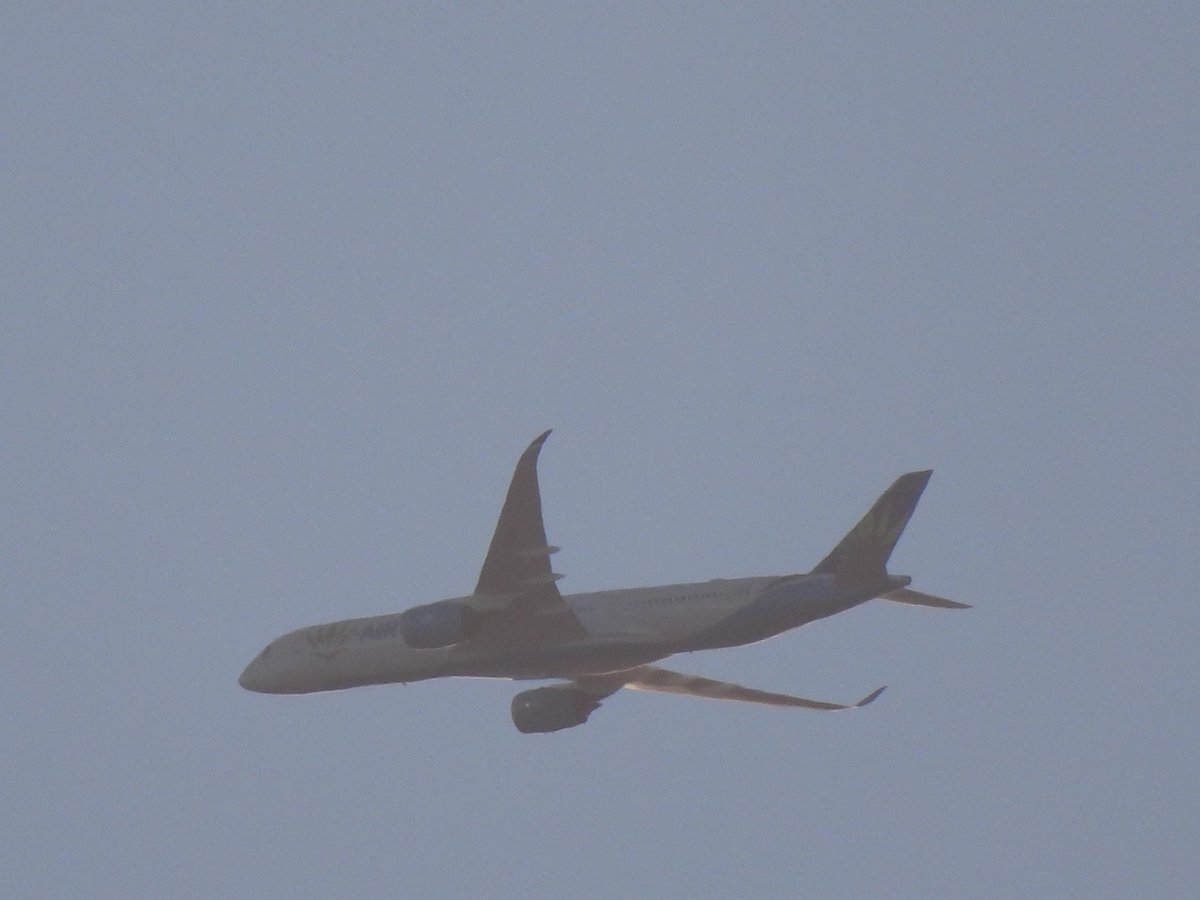Air'Perche (@airperche) on Twitter photo 🇫🇷 ✈️ AIR CARAÏBES | Passage d'un Airbus A350-941 de la compagnie <a href="/aircaraibes/">Air Caraïbes</a> le vendredi 6 décembre 2024 au dessus du #Perche en Eure-et-Loir.
🛫 : Cayenne
🛬 : Paris
📸 : Air'Perche | Photos : Lauréna 🇫🇷 ✈️ AIR CARAÏBES | Passage d'un Airbus A350-941 de la compagnie <a href="/aircaraibes/">Air Caraïbes</a> le vendredi 6 décembre 2024 au dessus du #Perche en Eure-et-Loir.
🛫 : Cayenne
🛬 : Paris
📸 : Air'Perche | Photos : Lauréna