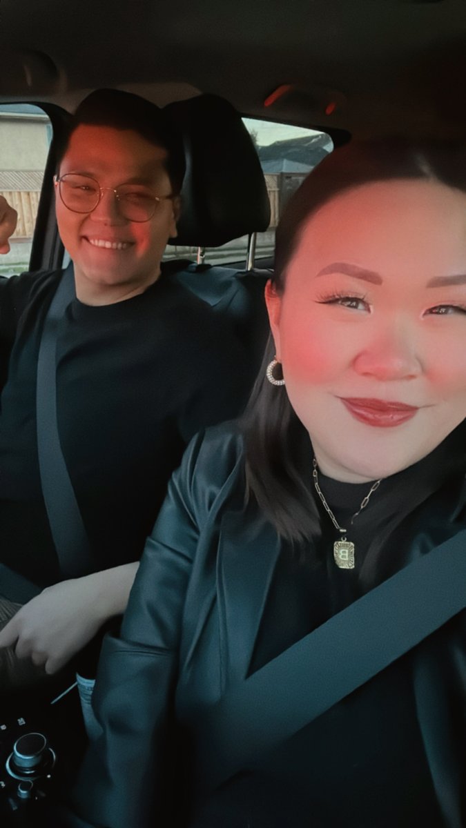 aumighty's tweet photo. haven’t taken a selfie in a long ass time hello 🙋🏻‍♀️ https://t.co/7gT3dweHpY