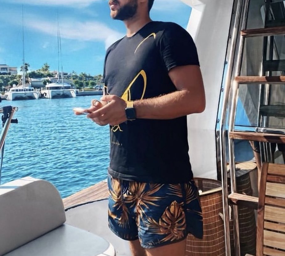 serserasr's tweet photo. Merhabalar,profilimi aktif olarak kullanmıyordum ondan dolayı boş sanalcı, fake birisi değilim , 28 yaşında oldukça kibar,saygılı,karşı tarafın düşüncelerine önem veren ve gizli birisiyimdir,mesajda kendimi daha iyi tanıtabilir ve teyit verebilirim :) #cuckoldtürkiye #ankaracift https://t.co/x3aaIYWH5m