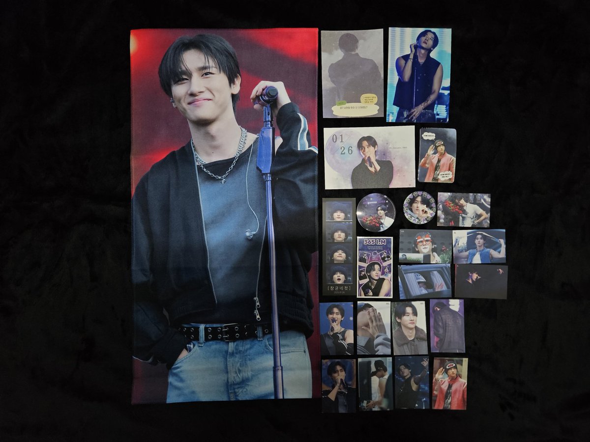 창균이 이름으로 택배가 와서 뭐지 했는데 이벤트 당첨 물품이 이렇게 딱😭😭
너무나도 아름다운 생카 열어주셔서 감사하고..또 마지막까지 창균이로 가득히 마무리할 수 있게 해주셔서 감사합니다!🫶💜
<a href="/365IM_0126/">365IM</a>