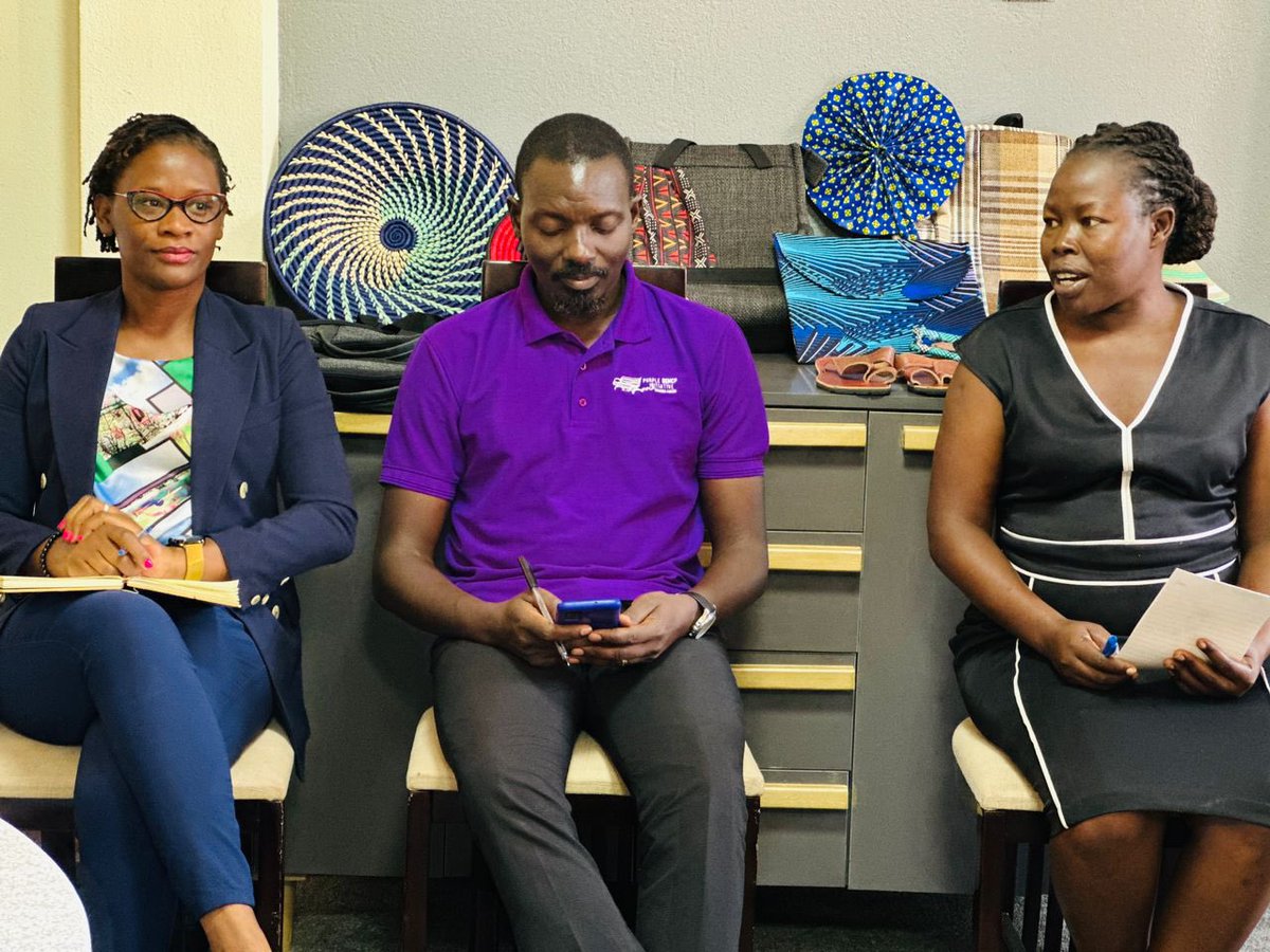 NAWOUga's tweet photo. Happening now:

Discussions on integration of mental health issues happening now at Emin pasha hotel.

In attendence are MDAs and Civil society organisation.
@albinismumbrell @warmheartsug @purplebenchug @WomenLensAfrica @AlliedWorker @CDFUUG @giz_uganda https://t.co/hUmDXv6xaK
