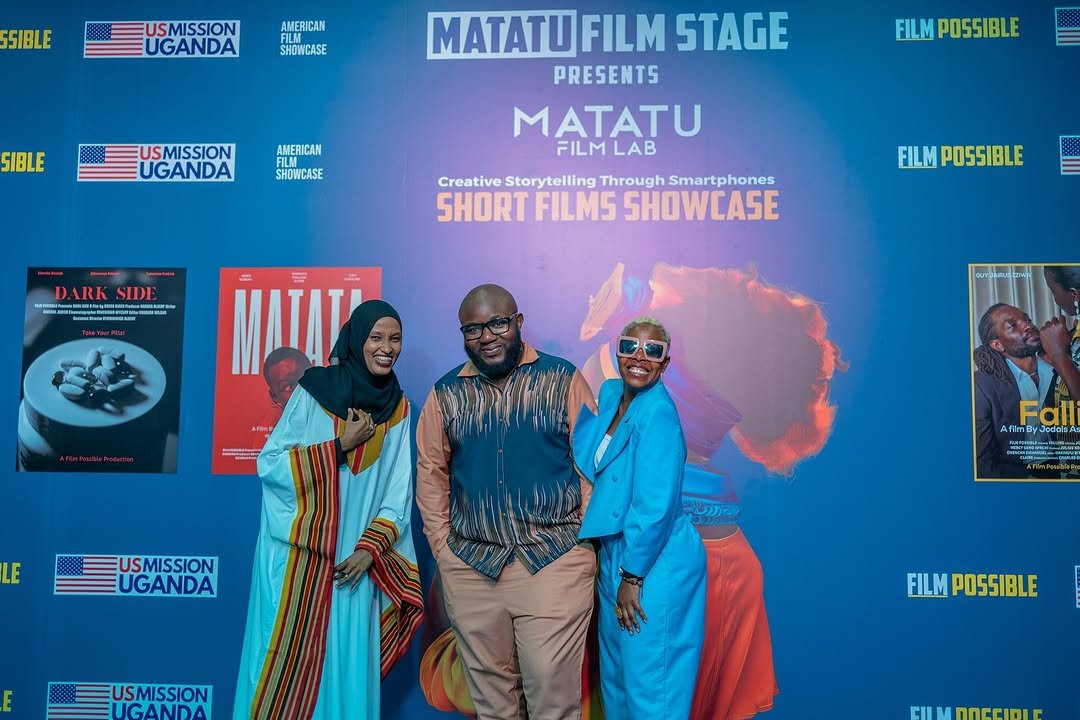 bendizhodouglas's tweet photo. MATATU FILM LAB SUCCESSFUL

The guys at Film Possible Uganda have been very intentional about their operation and work. From creating high quality films to creating film exhibition platform through Matatu Film Stage @matatufilmstage which has been showcasing films in Uganda and other countries and now they are equipping and skilling young filmmakers into being able to work with the little resources around them like smartphones to tell stories in form of films.

This Matatu Film Lab edition, Creative Storytelling Through Smartphone Technology, was a collaboration between Film Possible, the @usmissionuganda, and the American Film Showcase. The program provided free training to 75 students across three regions—Kampala, Arua, and Mbarara. As part of their training, participants were challenged to create nine short films using smartphone technology.

These films premiered at the Matatu Film Stage in Arua and Mbarara and are now being showcased in Kampala. They will continue to be presented across Africa as part of the Matatu Film Stage 3rd Edition.

Below are some images from the recent screenings. 

Congratulations to @alimusoke @DavidsonMugume @PatienceAPK and the whole team for pulling off this.

#MakingUgFilmsFamous

@UCC_Official @ConsumerUCC @MBU