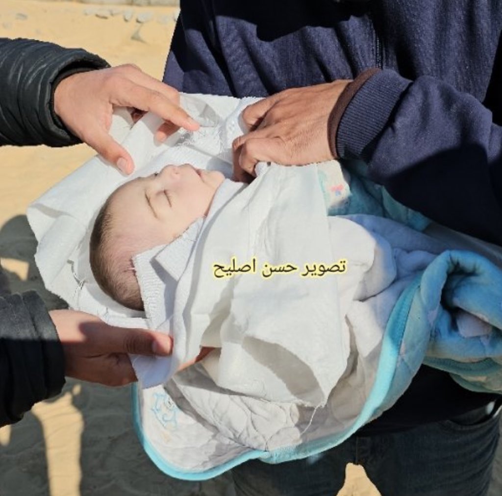 🚨Al Jazeera: 5 children in Gaza die from the bitter cold in one week

For days, Hebrew social media sites and Western media have been abuzz with pictures of Israeli children killed by the barbaric Israeli bombing in gaza , prompting Netanyahu, United Nations institutions and