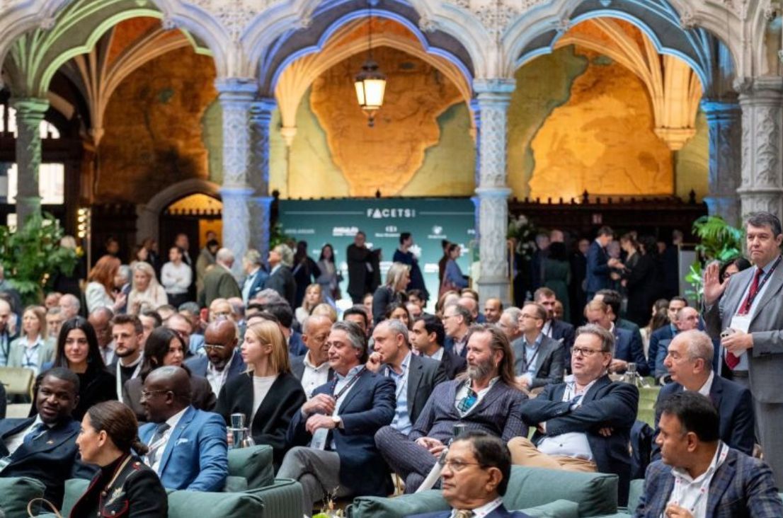 At the #Facets2024 conference last Nov, experts addressed if consumers ask questions about #traceability at the POS. 
<a href="/naturaldiamonds/">Only Natural Diamonds</a> CEO David Kellie said: “Just because the consumer doesn’t ask for it, doesn’t mean to say it’s not important [to them].” 
buff.ly/4b6luo0