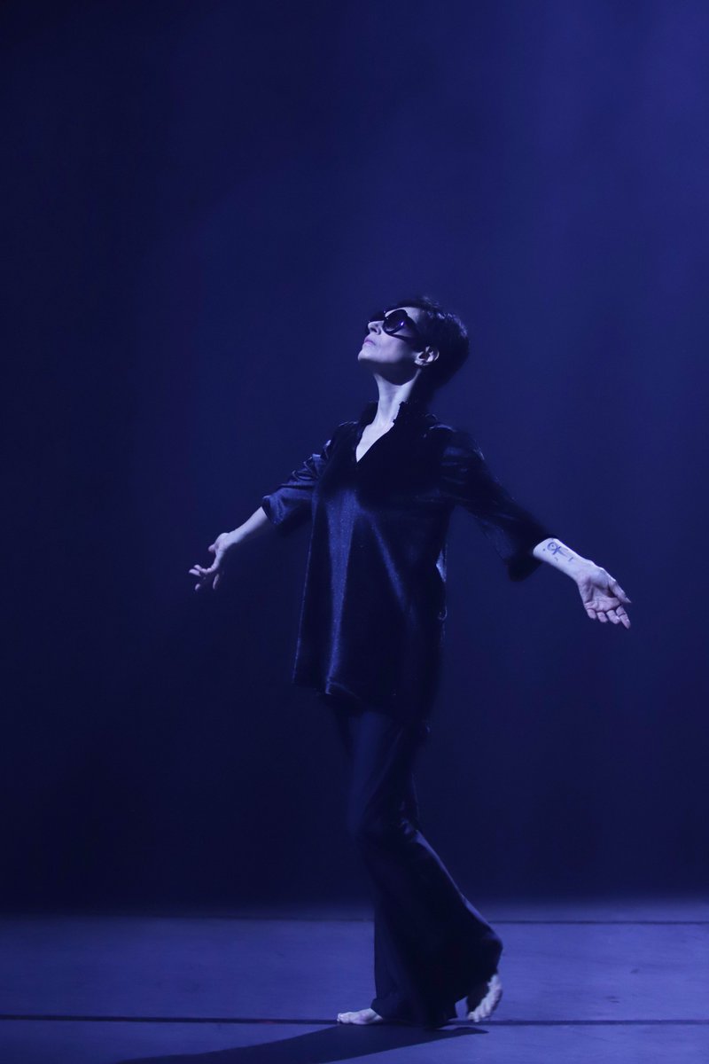 Je vous donne rendez-vous ce jeudi au Casino d'Arras pour mon solo Barbara ! 🖤