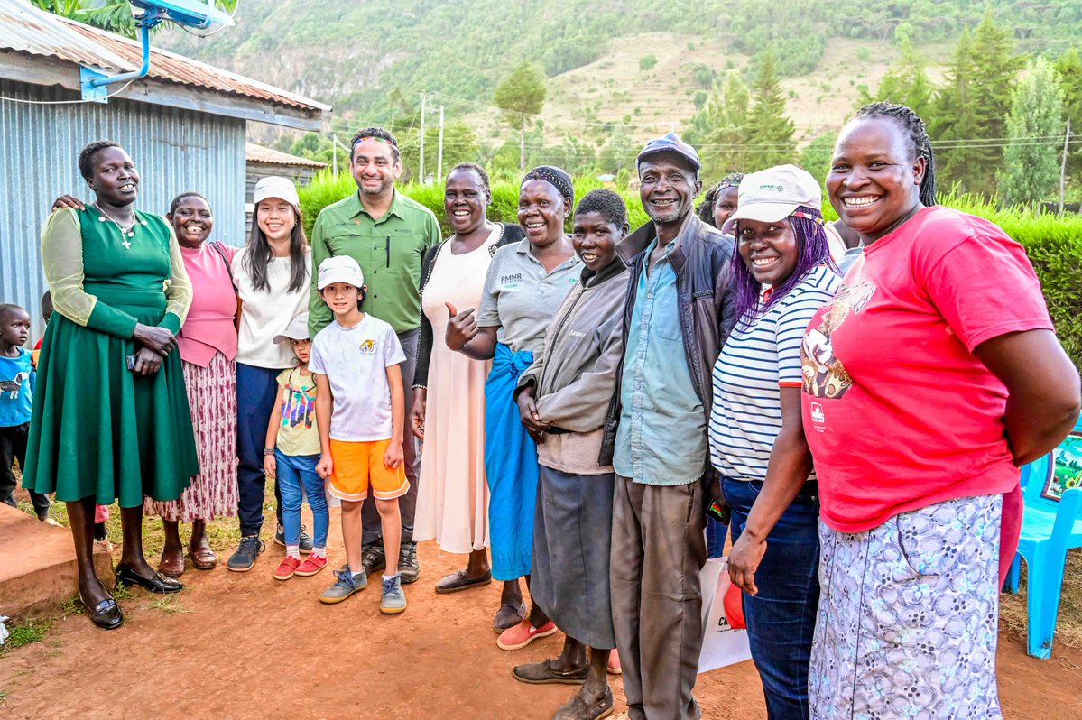 Our Central Rift Farmer Managed Natural Regeneration Scale Up Project (CRIFSUP) hosted Sumair Mirza, the Chief Operating Officer of World Vision Canada in Elgeyo Marakwet County, to showcase the role of #FMNR in enhancing food security.

He learned about the benefits of Farmer