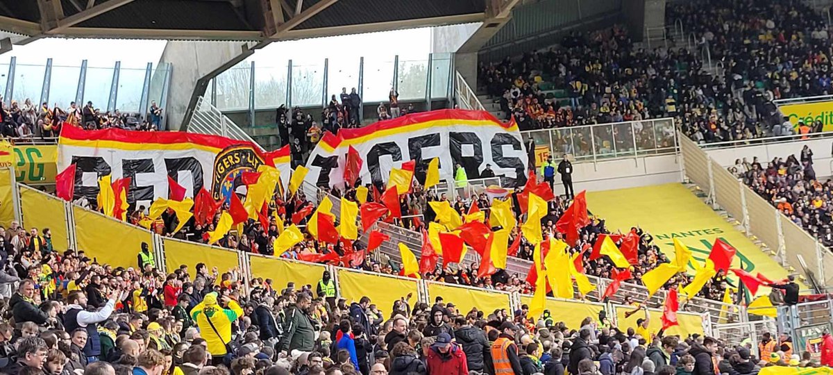 BollaertBoys94's tweet image. Bollaert Boys présent à Nantes.🟡🔴
Total soutien aux victimes 
Stop aux répressions abusives !!
Liberté de supporters