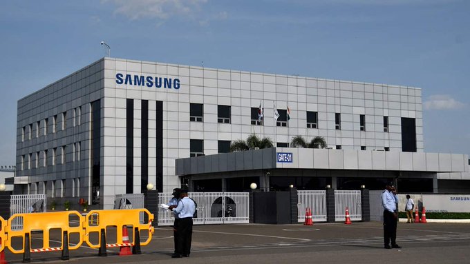 pycpim's tweet photo. "@SamsungIndia in India violates the ILO Declaration (1998, amended 2022) by denying workers dignity, fair wages, and safety. Workers' rights are non-negotiable—time for accountability and justice to build a better society." @SamsungNewsIN @CMOTamilnadu #CITU #SIWU https://t.co/qEtmlP4qBR