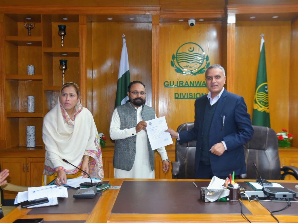 Commissioner Gujranwala Division tweet media