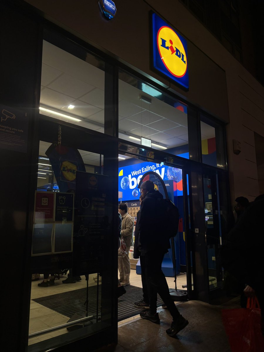 InWestEaling tweet media