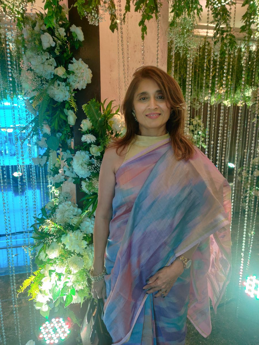 DharteHouse's tweet image. Embark on a transformative journey with Meenal Majethia—discover wellness, resilience, and the path to a balanced life. 🌿✨
dharte.com/path-to-transf…
#PathToTransformation #WellnessJourney #dharte