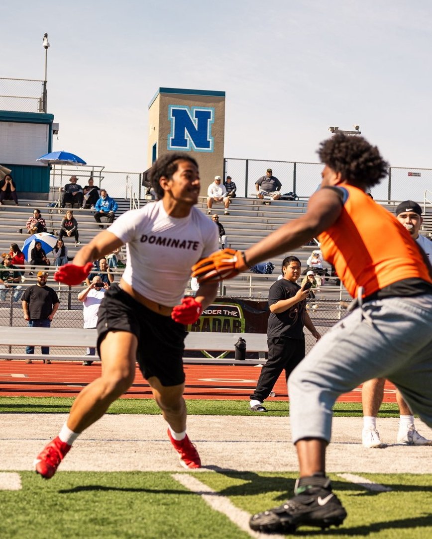 Si'i Finau (@mrzfinau) on Twitter photo Get familiar with <a href="/inokefinau1/">Inoke finau</a> c/o '26 DE 6'3" 225lbs middle bro of <a href="/pakifinau53/">Paki Finau✍🏽</a> & <a href="/theehamee/">Epalahame Finau 👑</a> Inoke will be showing up everywhere in his pursuit to play after HS. He had a late start but he's catching up real fast. <a href="/NickMonica63/">Coach Nick Monica 63</a> got the 🗃️
<a href="/OakHillsFootba1/">Oak Hills Football</a> Get familiar with <a href="/inokefinau1/">Inoke finau</a> c/o '26 DE 6'3" 225lbs middle bro of <a href="/pakifinau53/">Paki Finau✍🏽</a> & <a href="/theehamee/">Epalahame Finau 👑</a> Inoke will be showing up everywhere in his pursuit to play after HS. He had a late start but he's catching up real fast. <a href="/NickMonica63/">Coach Nick Monica 63</a> got the 🗃️
<a href="/OakHillsFootba1/">Oak Hills Football</a>