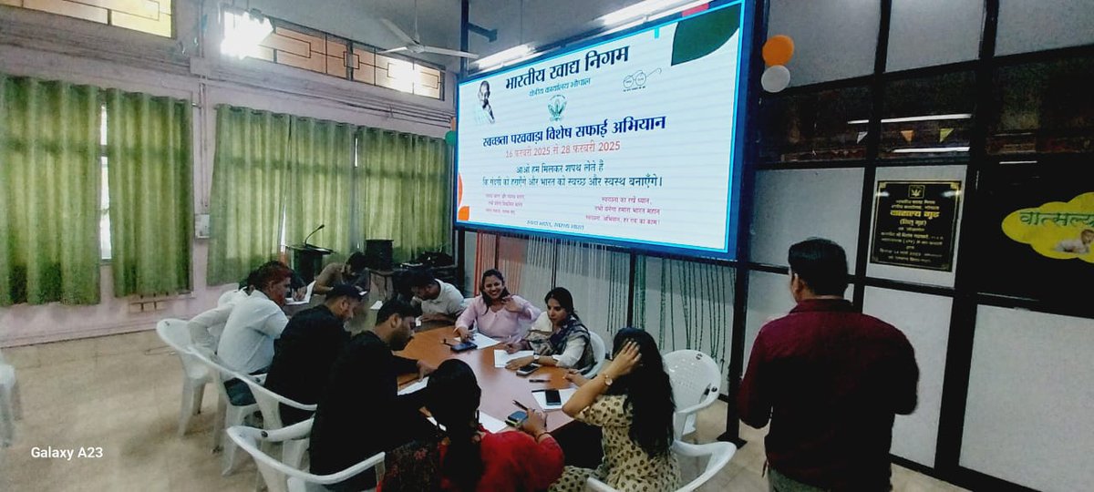 FciBhopal's tweet photo. भा.खा.नि., क्षे. का., भोपाल में दिनांक 21.02.25 को स्वच्छता पखवाड़ा-2025 के अंतर्गत क्षे. का., भोपाल के अधिकारियों/कर्मचारियों द्वारा स्वच्छता से सम्बंधित निबंध प्रतियोगिता में भाग लिया गया ।
#SwachhataPakhwada2025 #CleanIndia #FCIForCleanliness #FCI #Cleanliness #SwachhBharat https://t.co/OCwHZZ4Xvd