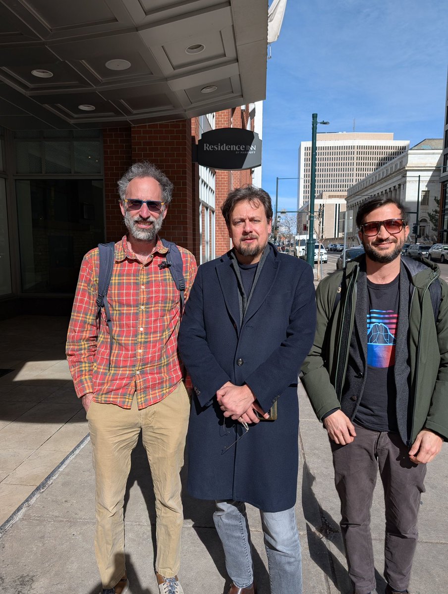 JasonTeutsch's tweet photo. @dac_chain @Truebitprotocol You forgot @davide___costa ! https://t.co/6t9MZVgUA2