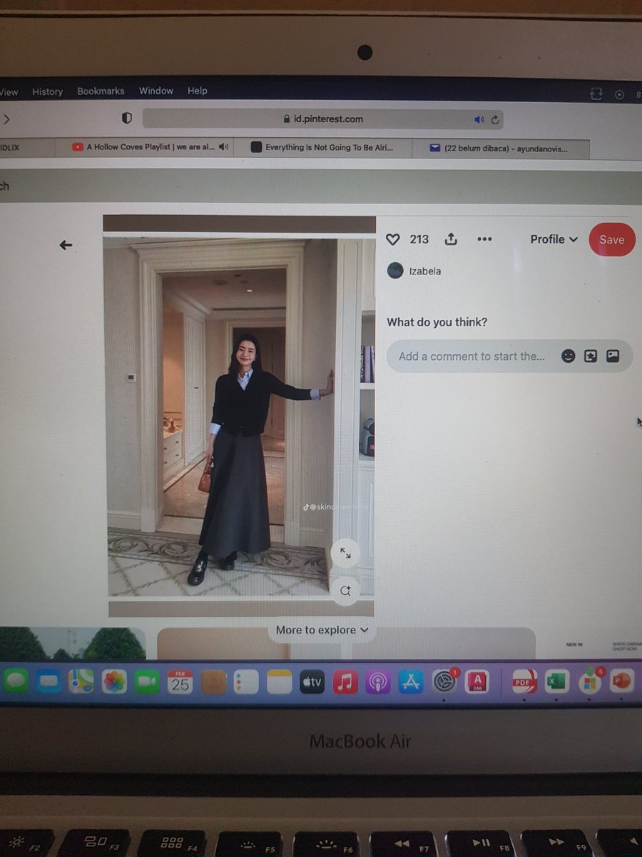 nowyoucatchme's tweet photo. @tanyakanrl As long as kamu PD, you do you.
Ga perlu ikutin standart orang lain.

Klo ngrasa petite, coba cri reference "outfit for petite girl"
Biasanya bagusnya emg ngehindari loose dress. Better pake dressnya di dalem, topnya dijadiin outer. Jd ada potongan di pinggangnya.

Hope it helps https://t.co/QX522JMzVG