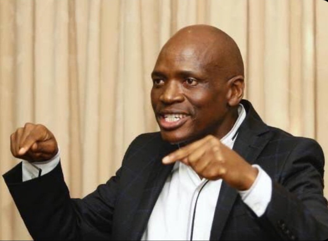 ShiMutale98's tweet photo. Mwisho, imita ufole.

This is a powerful clarion call by Vice President Mutale Nalumango.

One of the greatest existential threats Zambia faces is a 'stagnant' birth rate since independence.

In 1964, Zambia had 3 million people whilst Julius Nyerere had 8 million Tanzanians.

Today, Tanzania's population has ballooned to an astronomical 66 million people with a GDP of $79 billion.

Ours is a diminutive 20 million subjects.

A massive population spurs commerce and economic growth.

Whilst reproduction is a deeply personal choice, youths of child-bearing age owe the nation procreation.

Each Zambian man should commit to expanding their brood to at least 7 children in their lifetime.