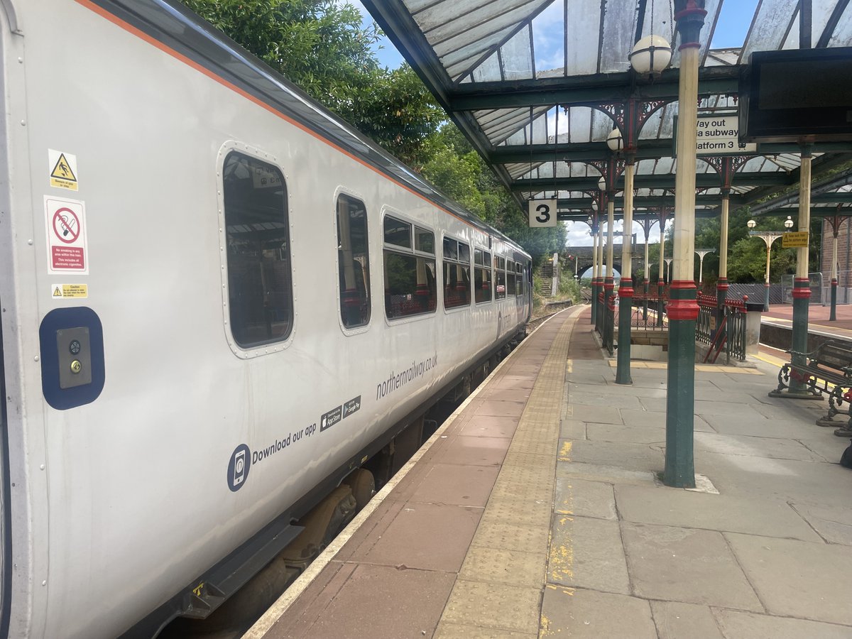 NORTHERN 🚆 tweet media