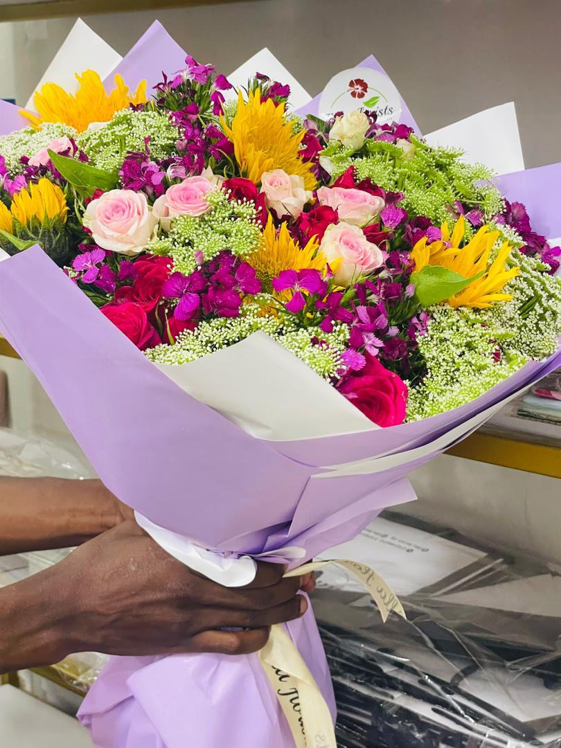 Ella Florists UG, your trusted daily plug for the freshest roses around town.