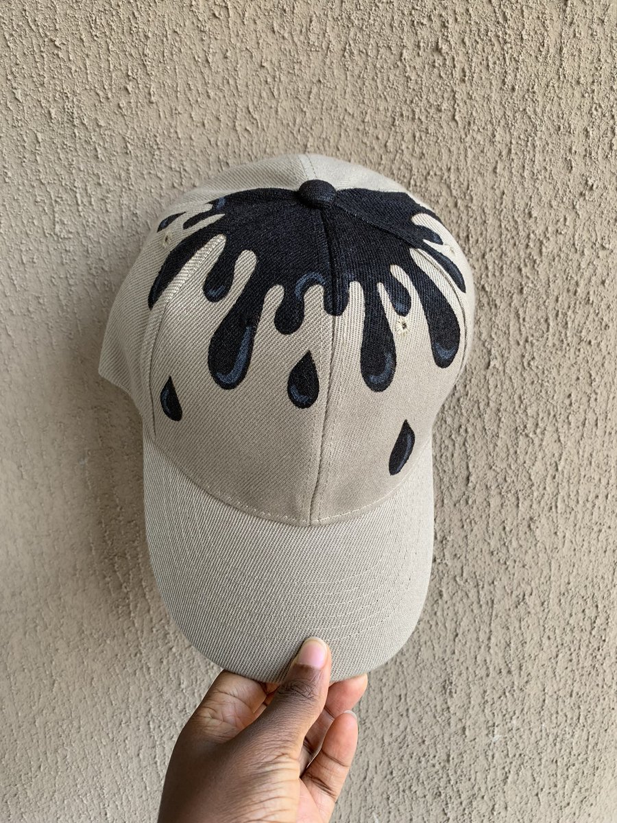 Midepella_'s tweet image. Hi, I sell hand painted Face Caps 🖌✨