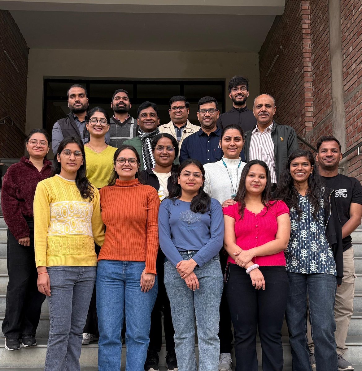 SBS Lab (@sbslab_iiserm) on Twitter photo Serendipity can often lead to amazing science!A fantastic talk by <a href="/sdatta7925/">souravdatta</a> from <a href="/iiserbhopal/">IISER Bhopal</a> for DBS special seminar. Thank you for visiting us <a href="/DBS_IISERM/">Dept. of Biological Sciences (DBS), IISER Mohali</a> <a href="/IiserMohali/">IISER Mohali</a> <a href="/santosh7bhai/">Santosh Satbhai</a>. It was a pleasure listening to the amazing work being done by your group <a href="/pcdb_lab_iiserb/">PCDB Lab IISERB</a> Serendipity can often lead to amazing science!A fantastic talk by <a href="/sdatta7925/">souravdatta</a> from <a href="/iiserbhopal/">IISER Bhopal</a> for DBS special seminar. Thank you for visiting us <a href="/DBS_IISERM/">Dept. of Biological Sciences (DBS), IISER Mohali</a> <a href="/IiserMohali/">IISER Mohali</a> <a href="/santosh7bhai/">Santosh Satbhai</a>. It was a pleasure listening to the amazing work being done by your group <a href="/pcdb_lab_iiserb/">PCDB Lab IISERB</a>