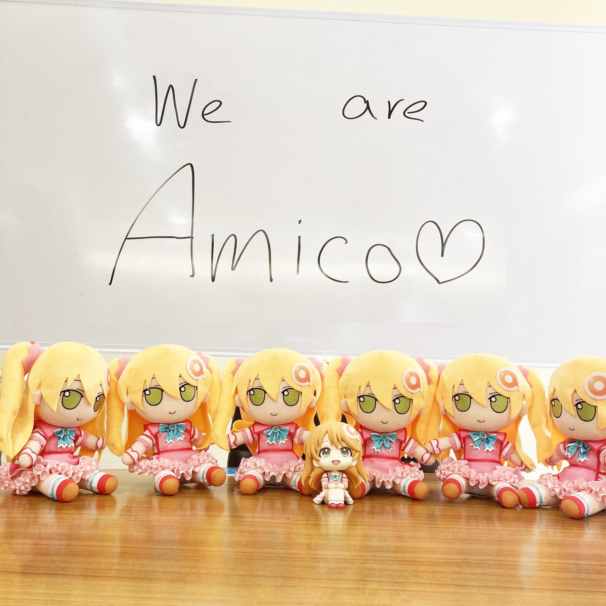 AmiAmi_English's tweet photo. Do you know about @AmiAmi_Report??🧡

@AmiAmi_Report posts AmiAmi related content regularly, ranging from Event Reports to AmiAmi Staffs OOTDS!😙

It's completely different than this account so if you are interested give us a follow!!🧡 https://t.co/d5C7yVuGZc