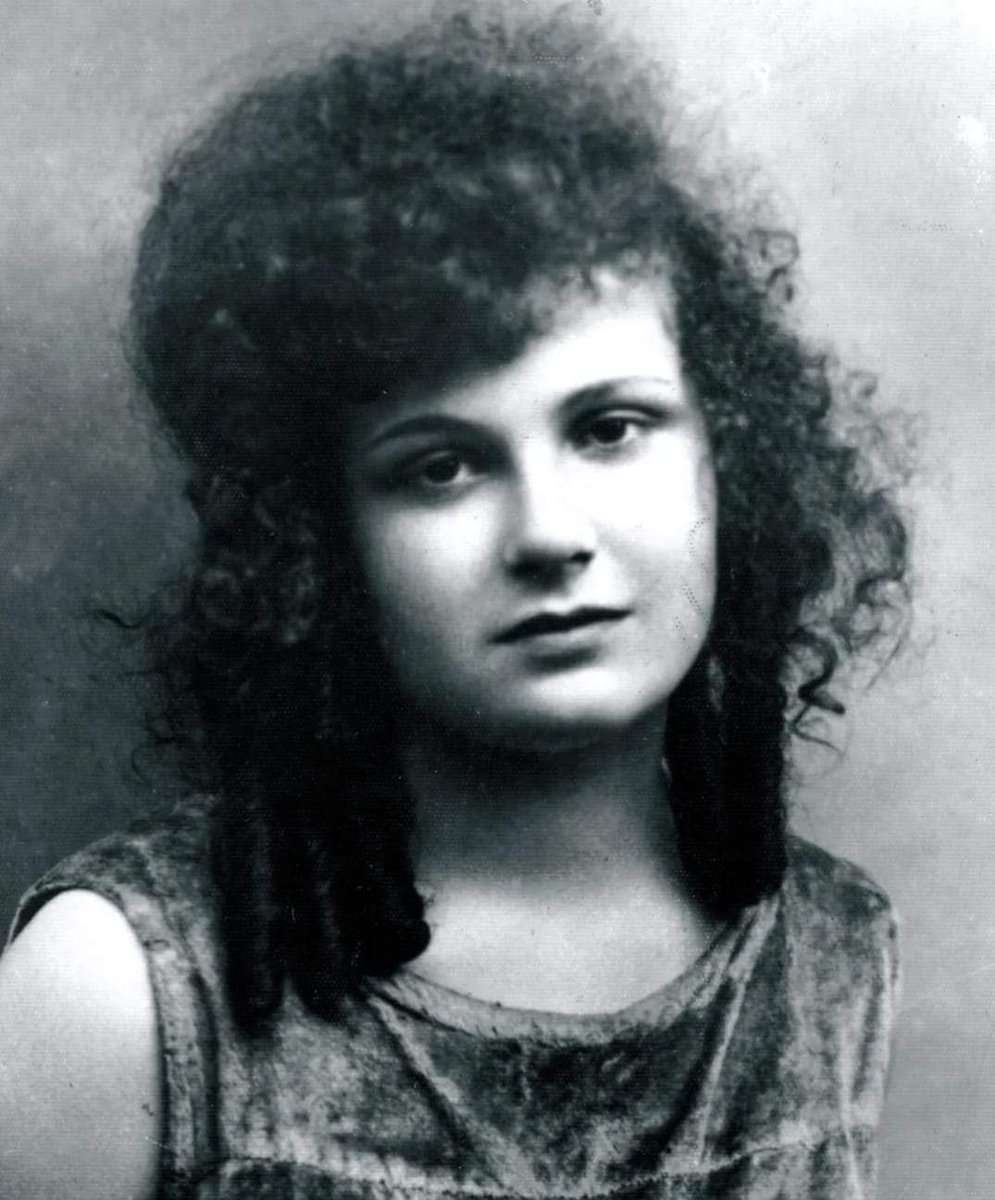 1929 Türkiye Güzeli
Feriha Tevfik Hanım