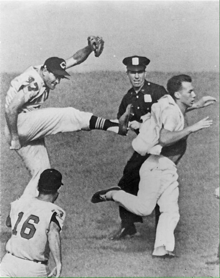 Baseball’s Greatest Moments tweet media