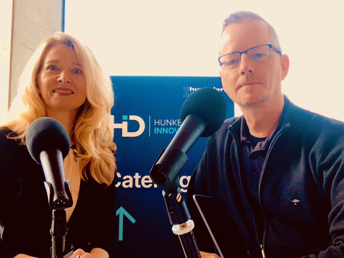 Nieuwe aflevering van Radio Grafisch, live vanuit Luzern met Jennifer Kolloczek van Canon Europe. Je hoort meer – we hebben ook de primeur van de #HID25 Song, en we zagen bekende NL’ers over de beursvloer lopen – op De Grafische Vakpers (en Spotify etc)