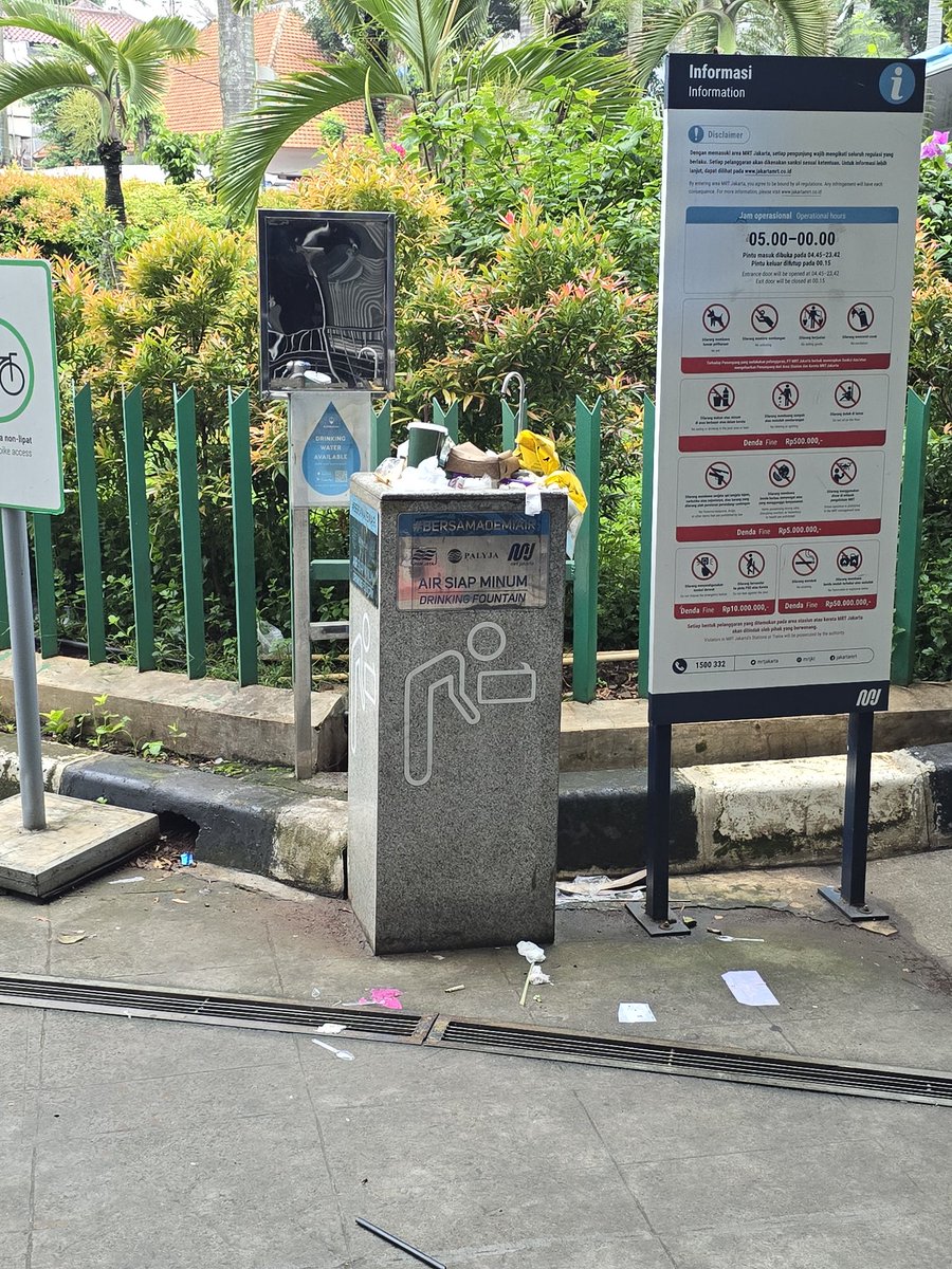 densfrd's tweet image. Tau sendirilah warga kita