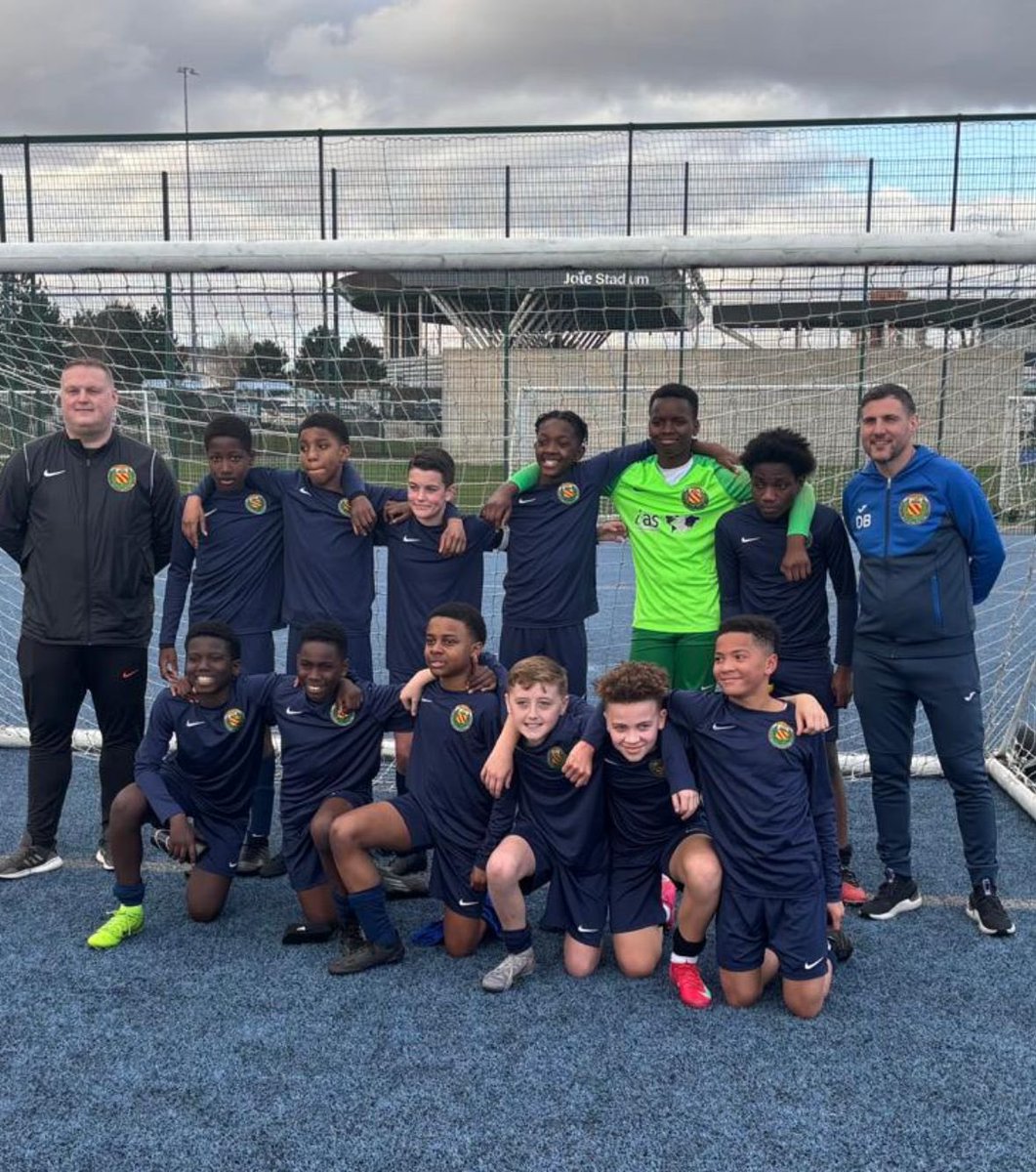 Just when you thought you’d seen it all…the keeper scores! 

Incredible comeback at the weekend from our U12’s against a strong Stockport side in the NW cup 

Goals from MoM Alabi, Appiah, Dugbere &amp; goalkeeper Osuchukwu sealed a memorable result 

⚽️🐝