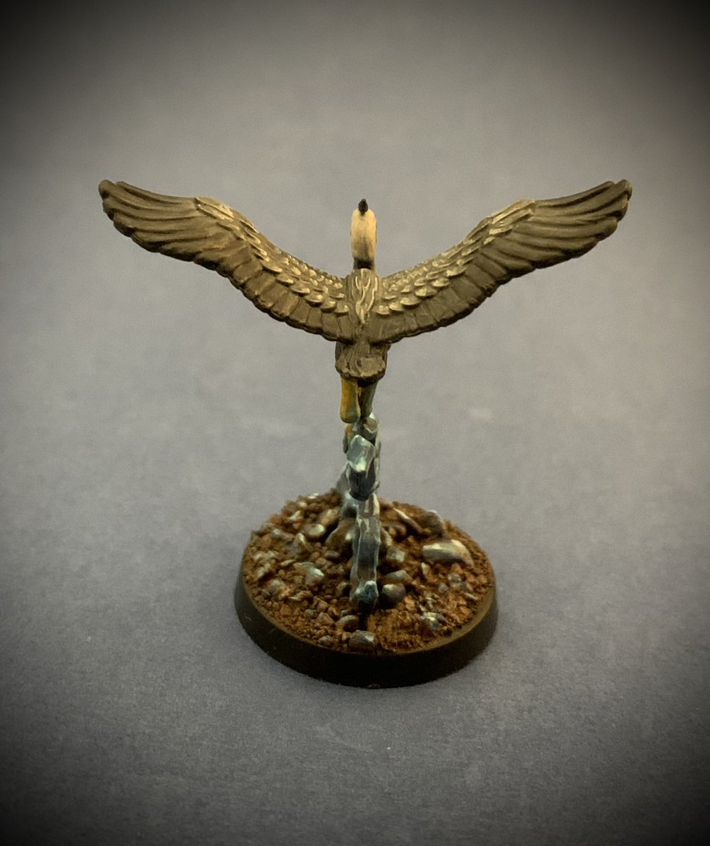 🌩️⚡️Riders on the Storm⚡️🌩️
#relicblade #miniaturepainting #lotusguild #cursebreaker #paintemall #playpainted #storm #heron #miniaturewargaming