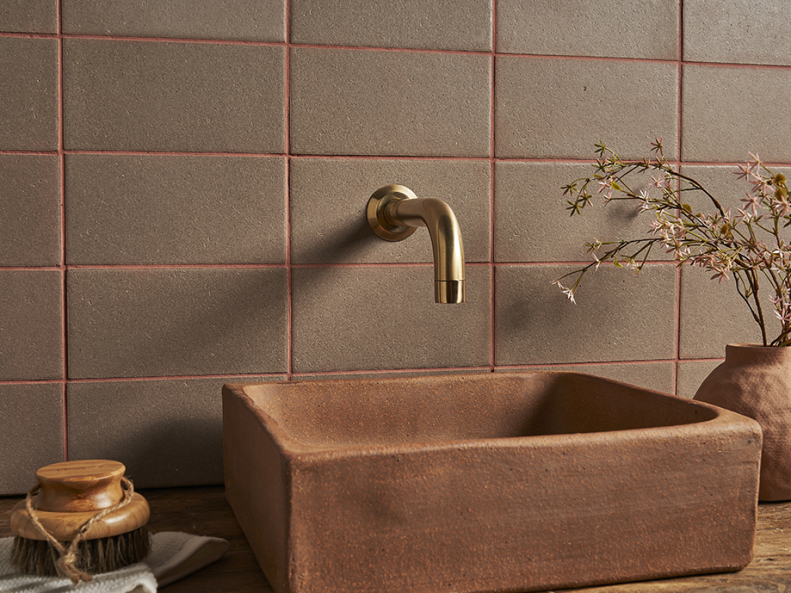 Meet Mas: A new floor &amp; wall tile from Parkside Architectural Tiles and Alusid® made from 98.5% recycled content: materialsource.co.uk/meet-mas-a-new…

#tiles #recycled #lowcarbon