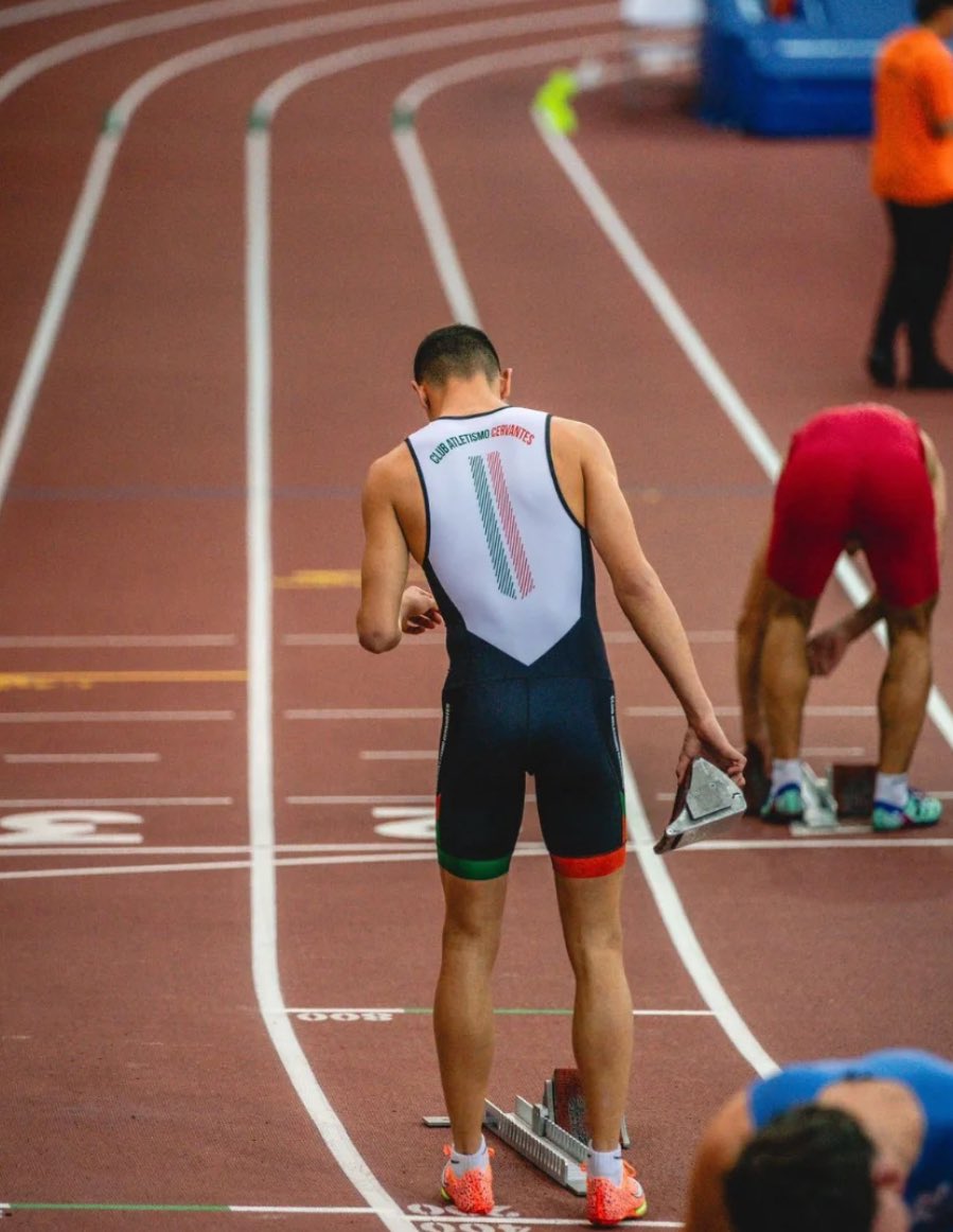 🏅¡Fernando Martín mínima de repesca para el Cto. 🇪🇸 Sub-20! 🎉🏃‍♂️

Lograda el pasado fin de semana en #Salamanca le da opciones a clasificarse en las pruebas de 200m. y 400m.

<a href="/Alcala_Deporte/">Alcalá es Deporte</a> <a href="/AytoAlcalaH/">Ayuntamiento de Alcalá de Henares</a>

<a href="/atletismoRFEA/">atletismoRFEA</a> <a href="/AtletismoMadrid/">Atletismo Madrid</a> 

#CampeonatoSub20 #Atletismo #España