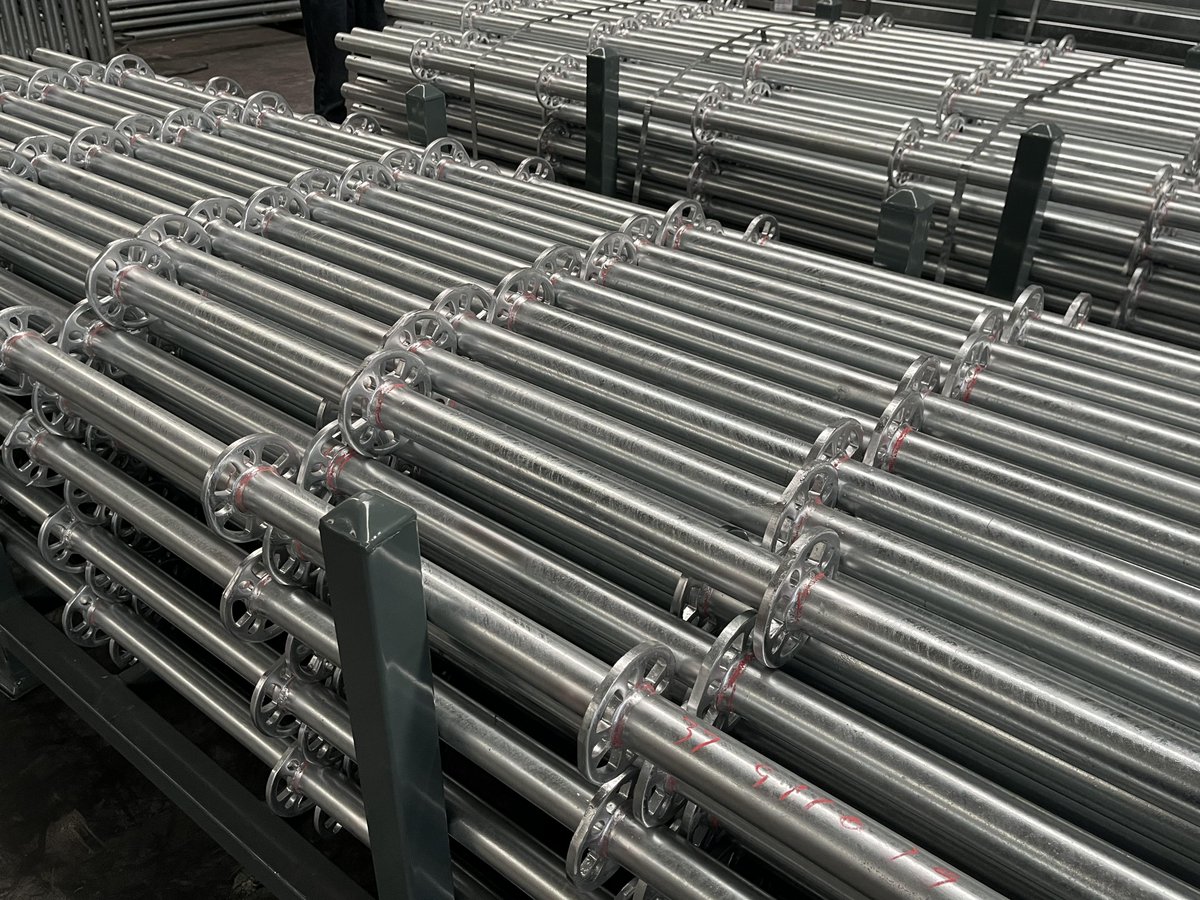 🎯 Ringlock: The Hardcore King of Scaffolding!
🔒 Insanely Stable / ⏱ Lightning Fast / 💪 Job Site Must-Have
👀 Swipe to see its secrets!
#qualityfirst  #ConstructionSafety #RinglockScaffolding #FrameScaffolding #Cuplockscaffolding #kwikstagescaffold #scaffoldingsafety