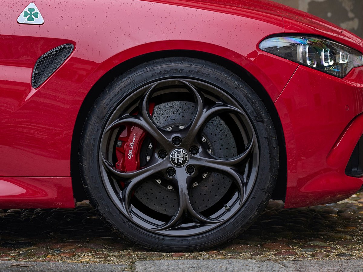 Dominating power! The ultimate blend of performance and technology, the Alfa Romeo Giulia Quadrifoglio boasts an aluminium 2.9-litre V6 marvel of engineering that produces 510 HP through a ZF 8-speed automatic transmission.

Discover more: alfaromeo.co.za/models/quadrif… 
#AlfaRomeoSA