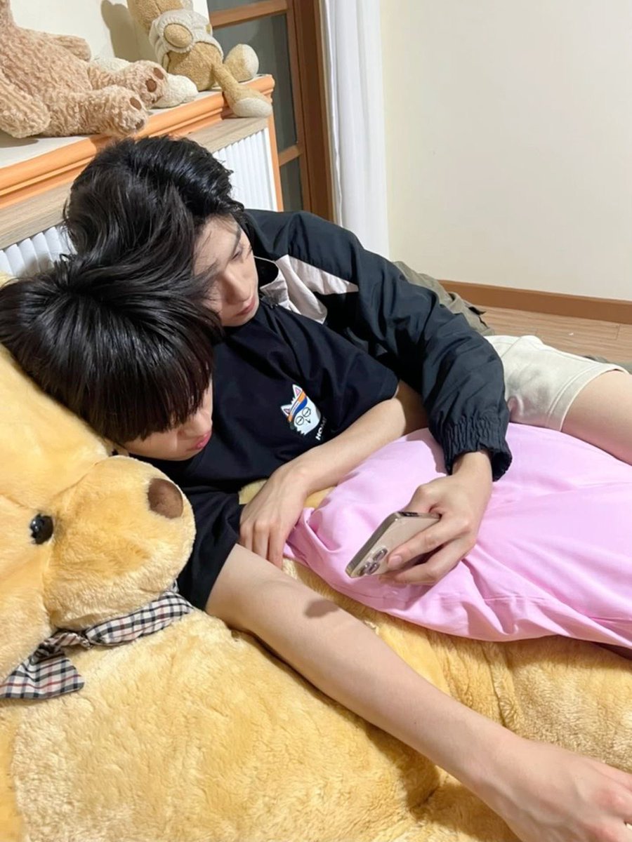 koonnoogobgab's tweet photo. พฤติกรรมเหล่านี้ พี่น้องก้พี่น้อง พี่แกล้งๆเชื่อให้ก็ได้ https://t.co/GSyrAgKxtB