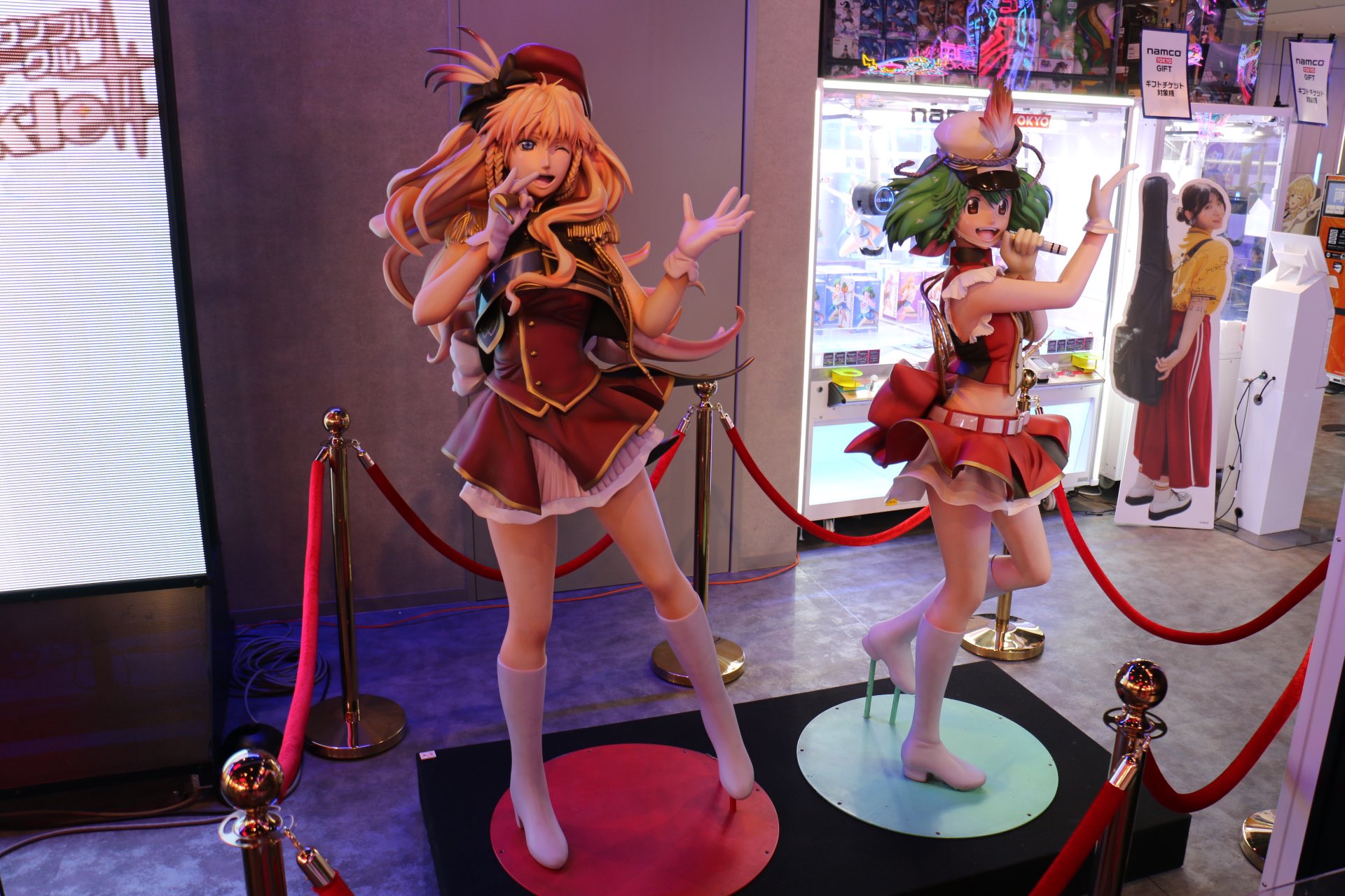 マクロス マクフェス 歌舞伎町オンステージ！ ディスプレイ