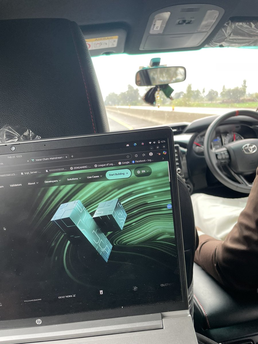 DrovCooksBlock's tweet photo. We are on our way to greatness! 
@Vanarchain  X  @jarvis_fun https://t.co/ZTEq6AbhiM