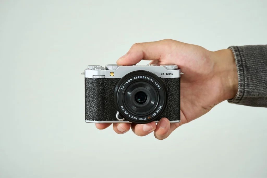 diventavideo's tweet photo. New Post: Recensione Fujifilm X-M5: La Mirrorless Perfetta per i Neofiti? https://t.co/o4kvsCNOTO https://t.co/2iycRPbMOh