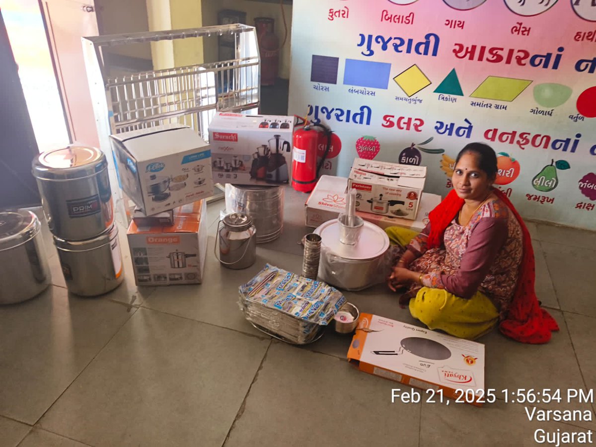 હિન્દુસ્તાન યુનિ લિવર પ્રાઇવેટ લિમિટેડ દ્વારા  અંજાર ઘટક 1 વરસામેડી સેજાના વરસના 1અને 2બંને આંગણવાડી કેન્દ્રોમાં જરૂરી તમામ વાસણની કીટ, ગેસના ચૂલા, વોટર ફિલ્ટર અને ફાયરસેફ્ટી સિલિન્ડર આપવામાં આવેલ છે. દાતાશ્રીનો ICDS પરિવાર વતી ખૂબખૂબ આભાર.<a href="/radarshp0107/">Dashrath D Pandya (GSS) 🌻</a> <a href="/Rakesh_gujIAS/">Rakesh Shankar</a> <a href="/RanjitIAS/">Dr. Ranjit Kumar Singh, IAS</a>