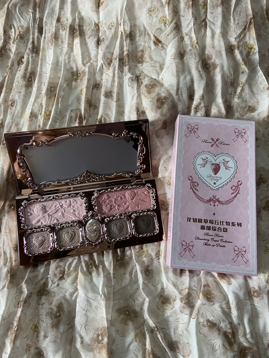 #XYรีวิว ได้รับของแล้วนะคะ ของปลอดภัยดี ไม่เสียหายเลยค่ะ แม่ค้าน่ารักมาก ตอบเร็ว พูดดี กดของเร็วมากกก อัพเดทสถานะของให้ตลอดเลยค่า ของจริงสวยมากกก ขอบคุณมากนะคะ🙇🏻‍♀️💞✨