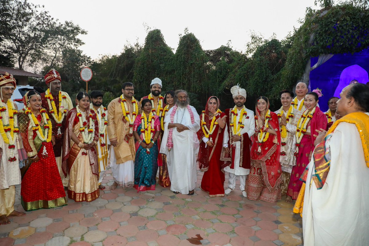 Amidst traditional Vedic chants and ceremonies, couples from around the world entered holy matrimony at the <a href="/BangaloreAshram/">Art of Living International Center</a>.