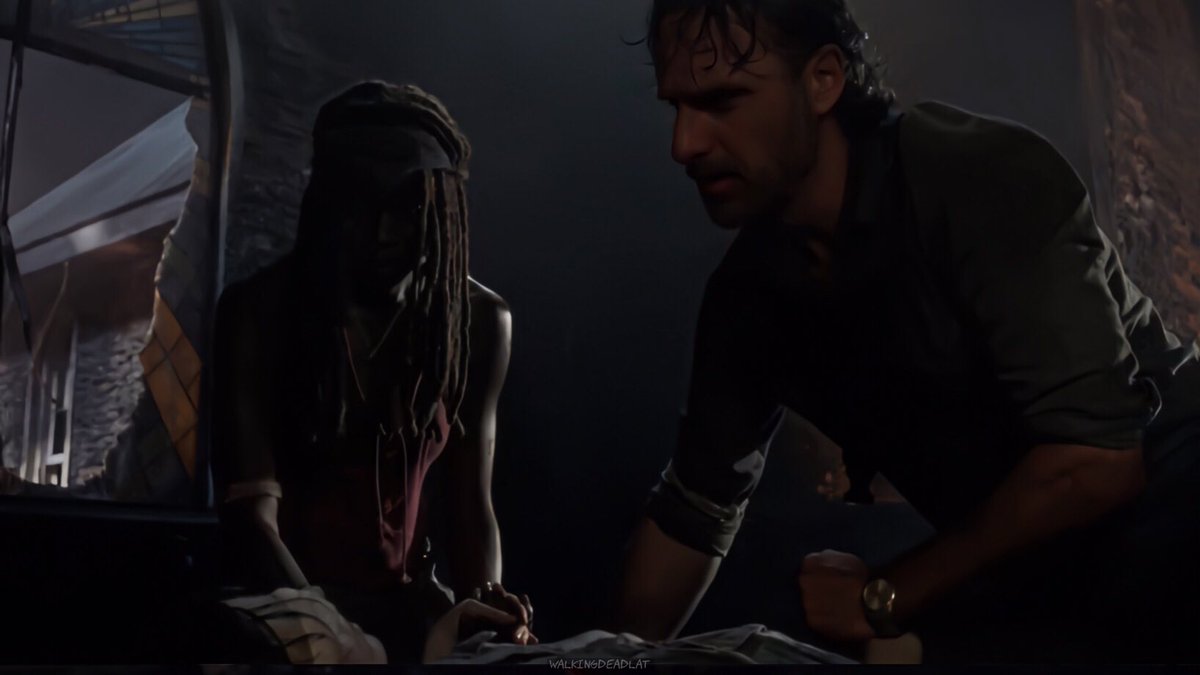 walkingdeadlatm's tweet photo. Hace 7 años se estrenó el episodio titulado “Honor” 💔 https://t.co/IVu5oWyhQH