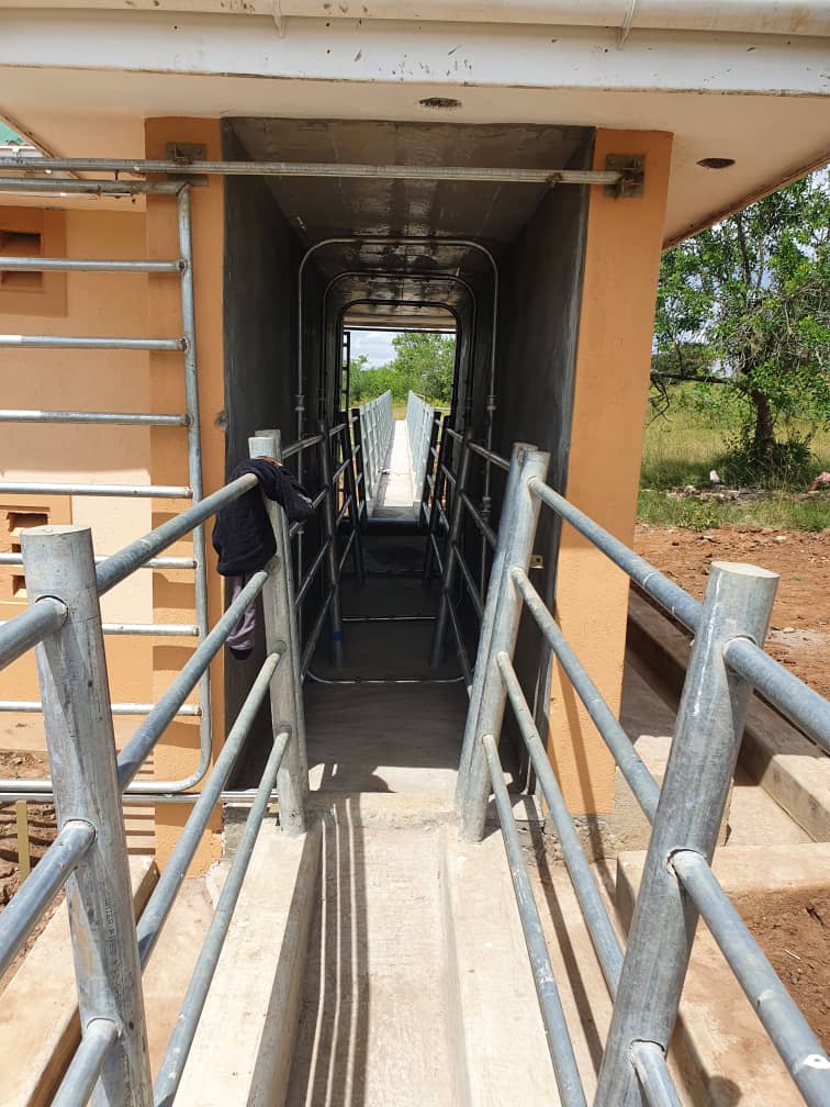 modern cattle spray races <a href="/chricatech/">Chrica Technologies Limited</a> 0703650985/0785348973