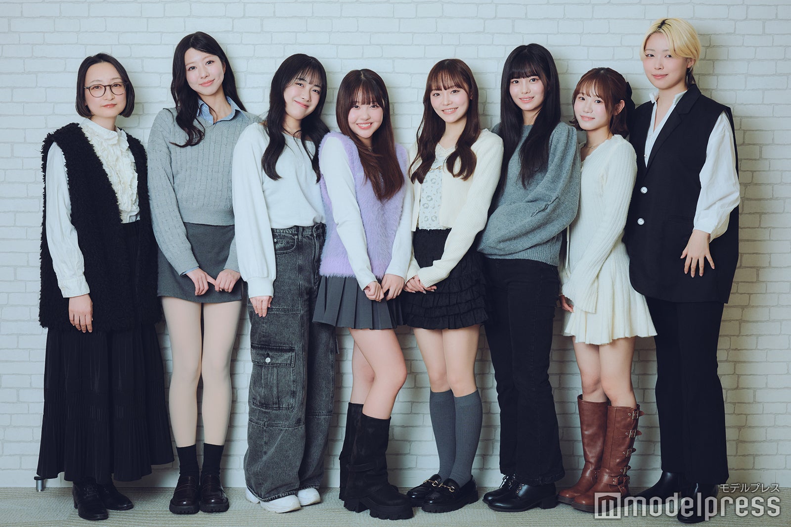 GknoHBwWwAA_jEb?format=jpg&name=large