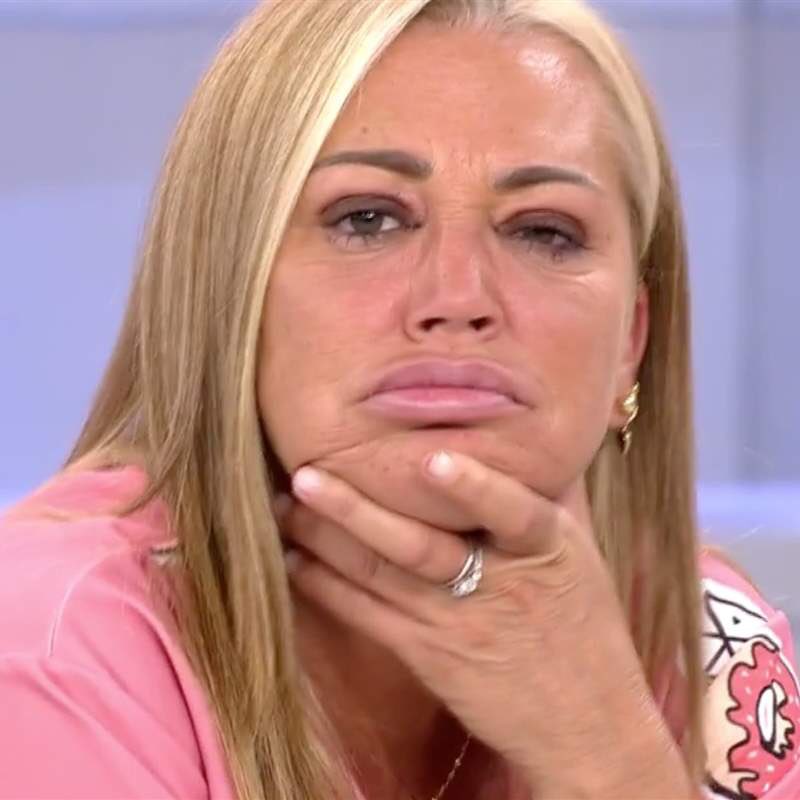 #Aruseros1406
Que maaaaaaal me cae Angi tío.. las caras de chula creída que pone. Sabe todo y más que nadie es la Melody del programa